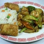 Best Shrimp with Zucchini, Mushrooms & Broccoli Dinner Specials in Lufkin, TX